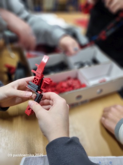 Laboratoria przyszłości - raport wrzesień 2024 -styczeń 2032